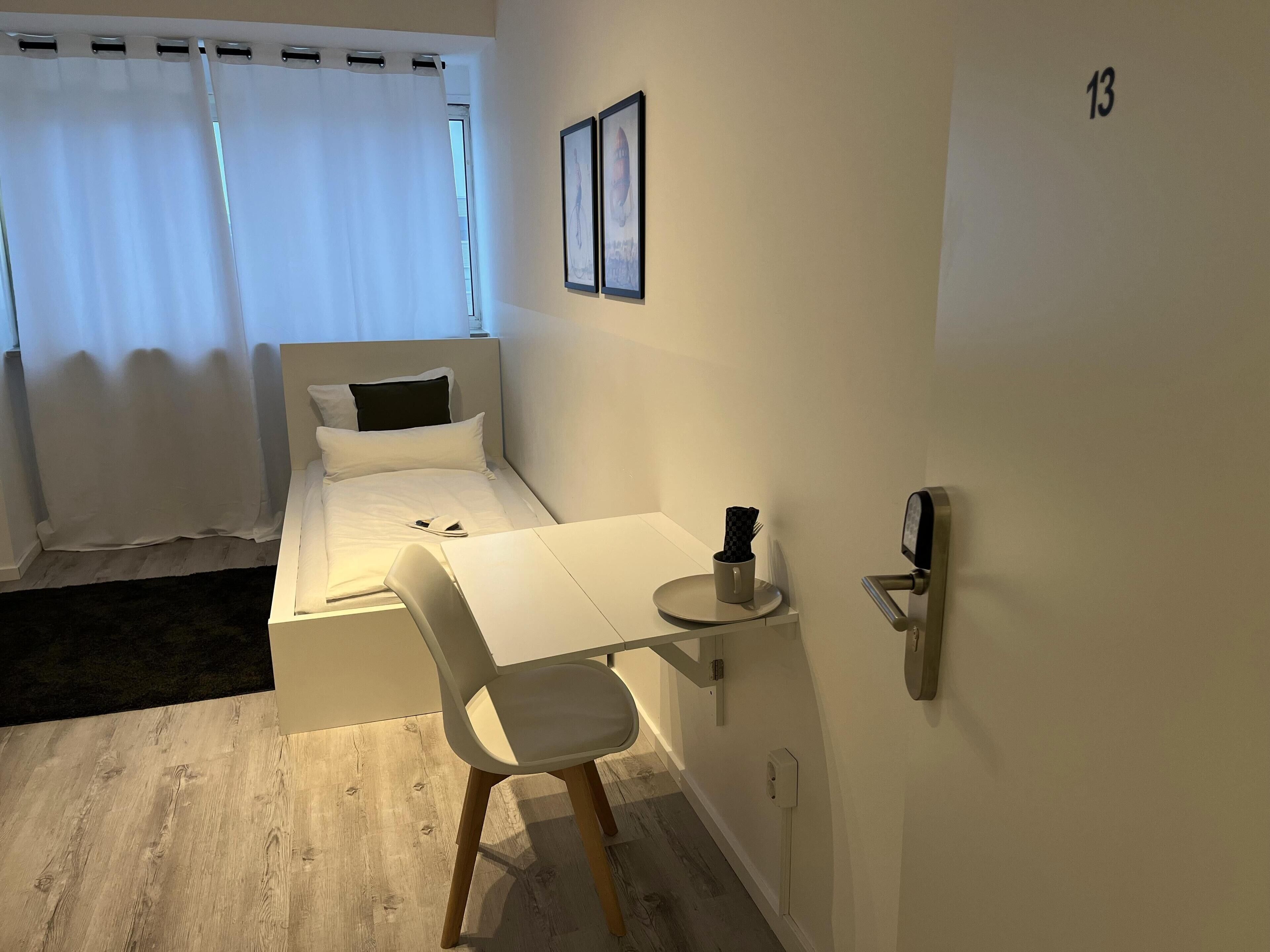 Habitación individual básica | Escritorio, espacio para trabajar con un portátil, wifi gratis