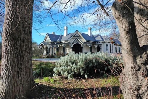 BURNSIDE HOMESTEAD