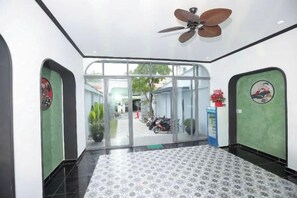Unclassified image, 3 of 20, button - Phu Gia Hotel 228 Le Van Luong (Ho Chi Minh City)