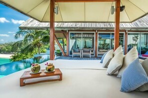 Outdoor pool - Laemsingh Villa 3 (Phuket)