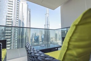 Property grounds - Mh- Act - Burj View 3BHK-Ref4001 (Dubai)