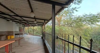 Parsik Hill Palace III