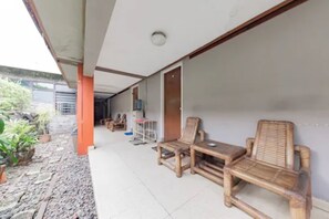 Exterior - Hotel Budi Famili Budget Syariah (Ciamis)