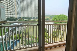 View from property - Trivium Terrace Apartment Lippo Cikarang (Min Stay 3 Nights) (South Cikarang)