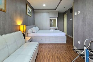 Room - Trivium Terrace Apartment Lippo Cikarang (Min Stay 3 Nights) (South Cikarang)