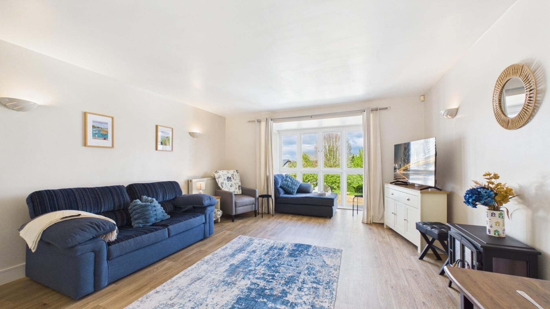 House (2 Bedrooms) | Front of property