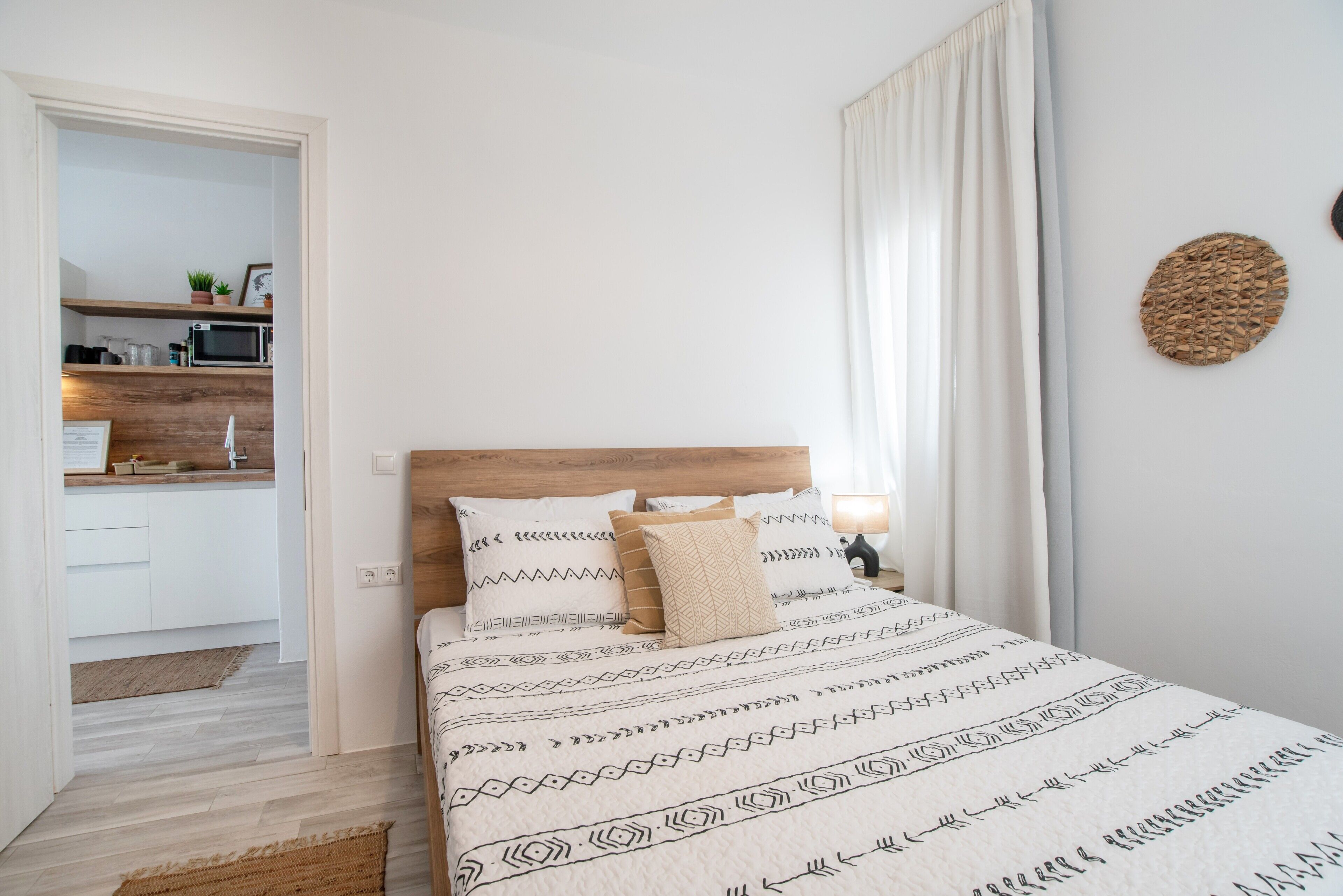 1 多间卧室、熨斗/熨衣板、WiFi、床单