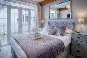 ハウス (3 Bedrooms) | 3 室のベッドルーム、高級寝具、ベッドシーツ