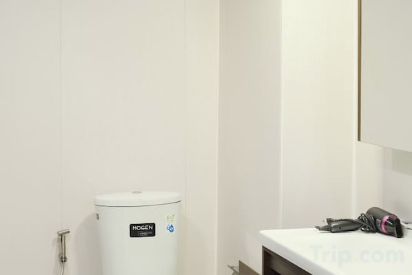 Unclassified image, 1 of 27, button - Hidden Gems in China Town, 2 Bedrooms (Bangkok)