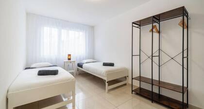 Peaceful Swiss Retreat Parking + Private Balcony