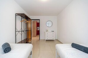Unclassified image, 4 of 8, button - Peaceful Swiss Retreat Parking + Private Balcony (Safenwil)