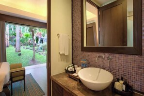 Unclassified image, 5 of 31, button - Baan Chang (Koh Samui)