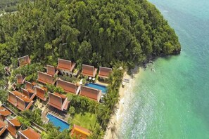 Unclassified image, 2 of 31, button - Baan Chang (Koh Samui)