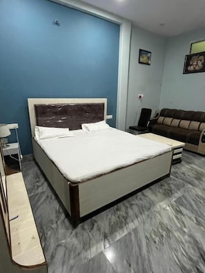 مكواة/لوح كي وواي فاي مجانًا