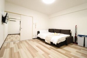 Room - Court Saiwaicho (Osaka)