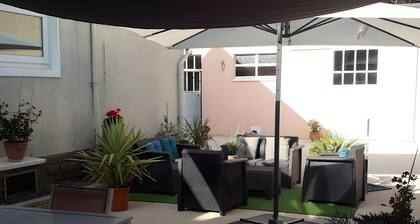 Guest Room 'Chambre Ferrari' with Shared Terrace, Shared Garden and Wi-Fi