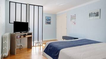 1 habitación, wifi y ropa de cama