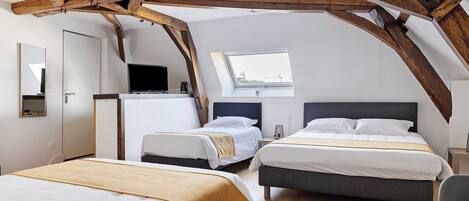 1 bedroom, WiFi, bed sheets