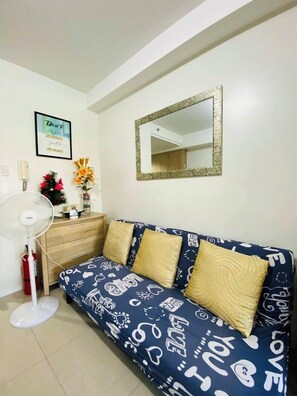 Standard Apartment | Living area