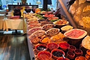 Dining - IZNIK CANDARLI FARM HOUSES&SPA (Candarli Mahallesi)