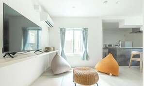 Living area - Downtown Mix (Tokyo)