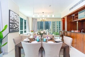 تناول الطعام