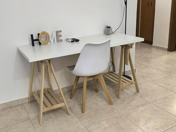 Appartement, 4 chambres, accessible aux personnes à mobilité réduite, fumeur | Intérieur