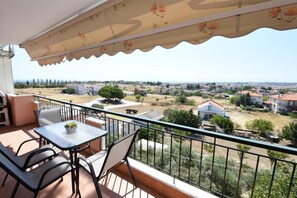 Apartment, 4 Bedrooms, Accessible, Smoking | Balcony