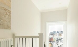 Interior - 313 Premium Maisonette (London)