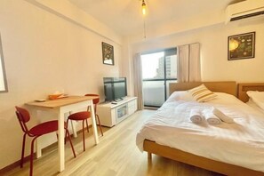 Room - YMK Oshiage 7B (Tokyo)