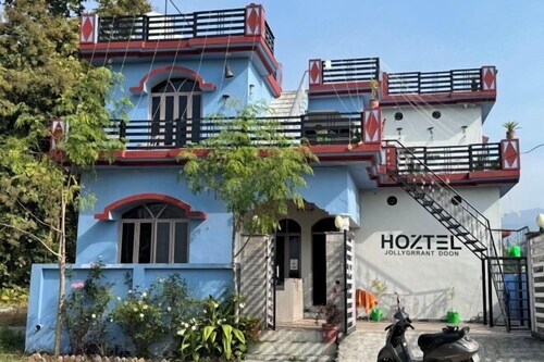 Hoztel Jollygrrant Doon