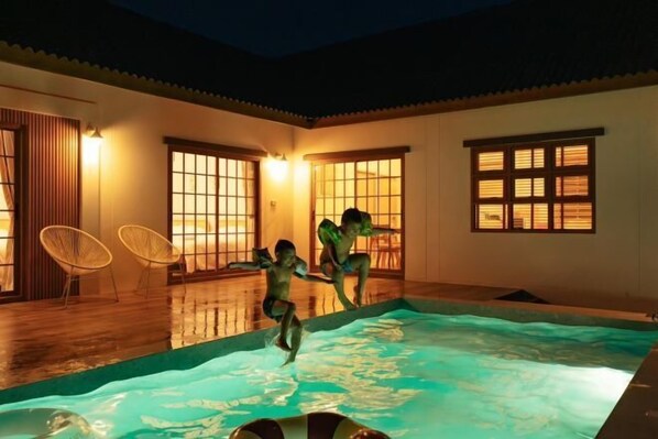Outdoor pool - Harper Pool Villa Khaoyai 3 Bedroom, 3 Bathroom (Pak Chong)