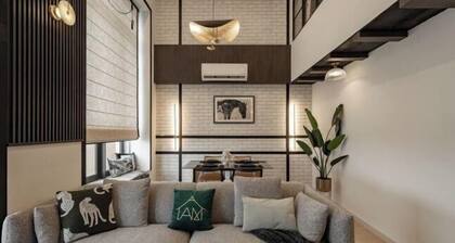 GRID 6pax Modern Nanyang Loft Medini Legoland