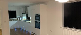 4bed House - Direct Links Into Central London