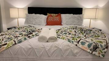 4 bedrooms, free WiFi, bed sheets