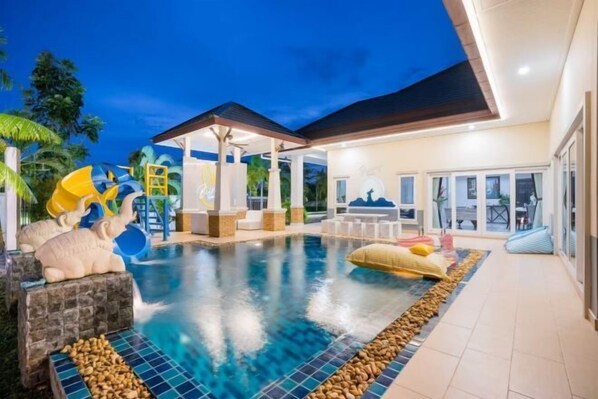 Pool