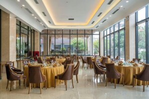 Unclassified image, 3 of 43, button - Hung Vuong Hotel (Mong Cai)