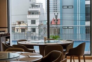 Restaurant - Hung Vuong Hotel (Mong Cai)