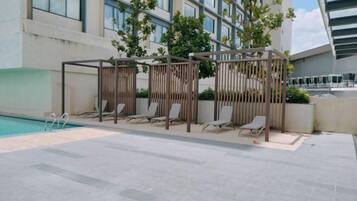 ์ผ์ธ ์์์ฅ