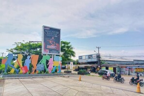 Unclassified image, 2 of 39, button - Nusantara Metropolitan Park By Reccoma (North Bekasi)