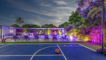 Sportplatz