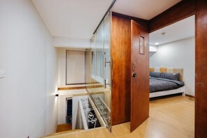 Room - VietHOME - 22 Pho Hue - Duplex 3 4 (Hanoi)