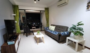 Living area - Landmark by Homey Planet 3BR Family Suite(B) (Tanjung Tokong)