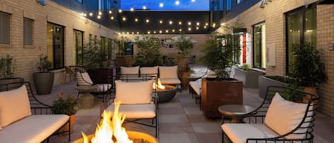 Enceinte de lâhĂ©bergement