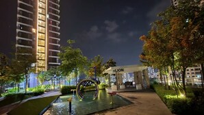Unclassified image, 4 of 44, button - Urban Muji Retreat Suites (George Town)
