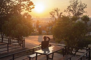 Unclassified image, 3 of 27, button - Lyly Sunrise Resort Mondulkiri (Sen Monorom)