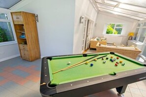 Unclassified image, 3 of 3, button - Ladywell Sleeps 12Hot Tub Pool Table, Pizza Oven (Croyde)