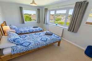 Room - Ladywell Sleeps 12Hot Tub Pool Table, Pizza Oven (Croyde)