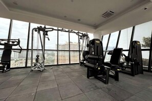 Fitness facility - Georgetown Urban Suite Family Skypool I SeaView (Jelutong)
