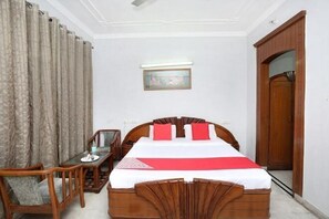 Room - HOTEL ASHISH (Baddi)